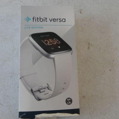 FitBit Versa Lite Edition SmartWatch GPS - One Size - White - In Box