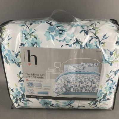 Lot 304 | New Home Expressions Bedding Set With Sheets