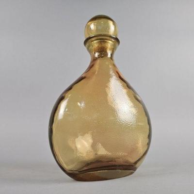 Lot 63 | Vintage Amber Decorative Glass Decanter