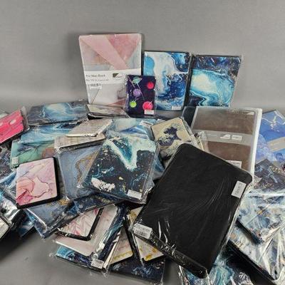 Lot 391 | New MAC Book & Kindle Covers/Cases