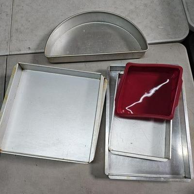 Lot 125 | Various Professional Baking Pans and More