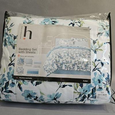 Lot 357 | New Home Expressions Queen Bedding Set