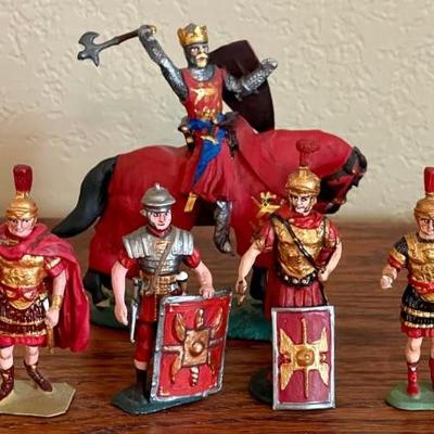 Vintage Roman Soldiers Hand Painted Richard The Lion Heart Metal Toy Soldiers (as Is) 
