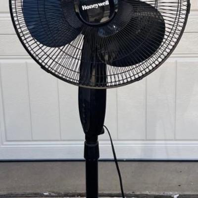 Honeywell Hsf1640b Oscillating Pedestal Fan 