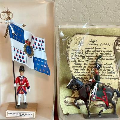 2 C. B. G. Mignot France Vintage Boxed Toy Metal Soldiers - Mounted Drapeau Des Chasseurs - Mounted Soldier 