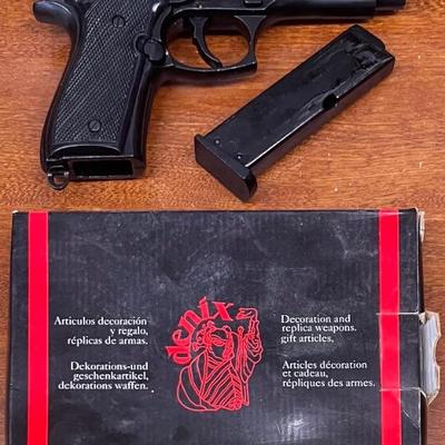Denix Authentic Replica 92 Pistol Cal 9 Parabellum Italy 1975 With Box Reference Number 1254