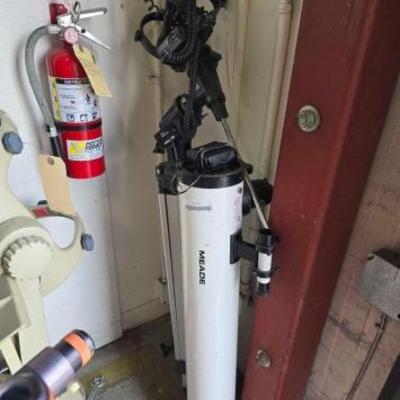 #1092 • Meade Digital Electronic Autolocator
