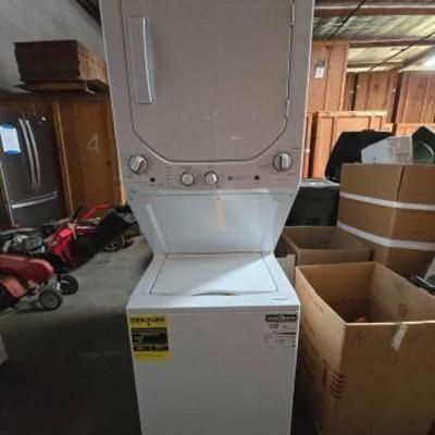 #2210 • GE Stackable Washer and Dryer
