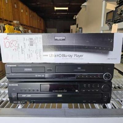 #1082 • Samsung Blu-ray VHS DVD Recorder and DVD/Video CD/CD Player
