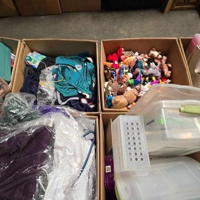 #2224 • Clothes, Beany Babies, Plastic Totes, Note Pads
