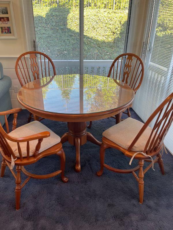 HINGHAM CLASSIC FURNITURE ESTATE SALE BY LORD & LADIES