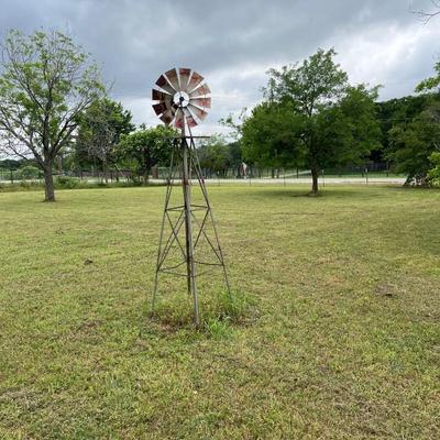 Yard sale photo in Weatherford, TX