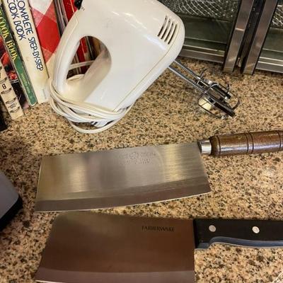 Butcher knives and mixer 