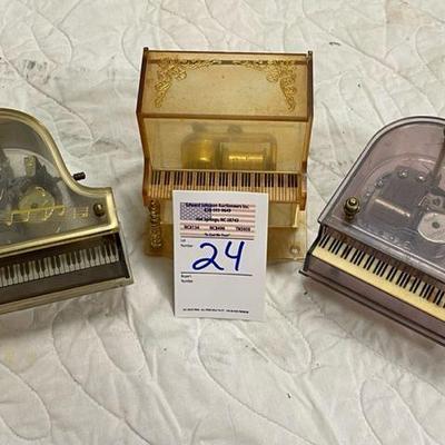 All Kinds of Music Boxes