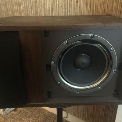 pair of BOSE direct-reflecting speakers 