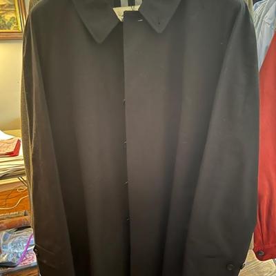 Designer mens clothing, beautiful suits, blazers, pants, coats, shirts, suits and ties: Valentino, Hermes, Burberry, Ungaro, Armani and...