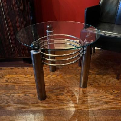 1980s Post Modern chrome and glass side table