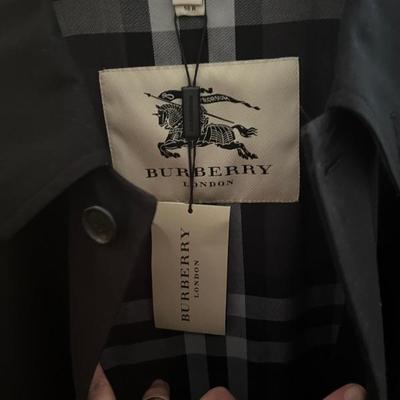 Designer mens clothing, beautiful suits, blazers, pants, coats, shirts, suits and ties: Valentino, Hermes, Burberry, Ungaro, Armani and...