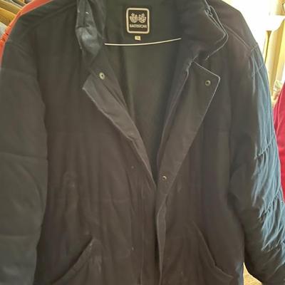 Designer mens clothing, beautiful suits, blazers, pants, coats, shirts, suits and ties: Valentino, Hermes, Burberry, Ungaro, Armani and...