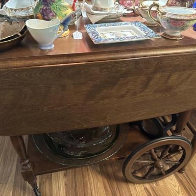 Tea cart