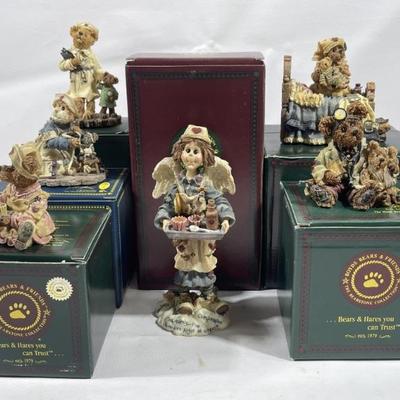Six Boyds Bears Figurines with Boxes