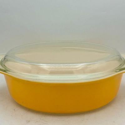 PYREX 2 /12 QT Baking Dish With Lid
