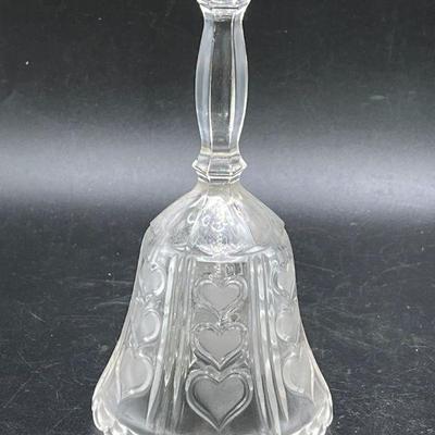 Vintage Crystal Frosted Hearts Bell Bleikristall - Lead Crystal
West Germany 
