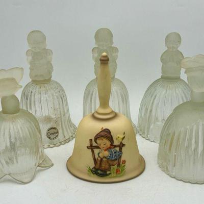 (6) Goebel Bells
This lot includes:
Fifth edition annual bell Hummel 704 handcrafted Goebel west Germany bell 1978
Rose happy birthday...