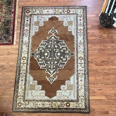 Pottery Barn Wool Rug 5x8