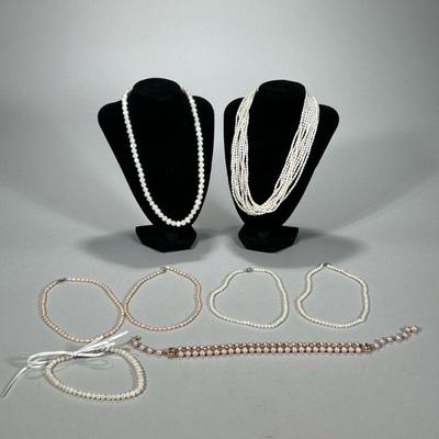 (8PC) PEARL COSTUME JEWELRY NECKLACES | l. 22 in (Longest)

