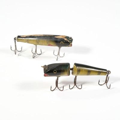(2PC) DARTER FISHING LURES | Including a Creek Chub Darter and a jointed Darter. - l. 4.25 in (jointed)

