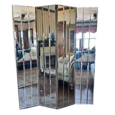 Lot 354   7 Bid(s)
Vintage Henredon 4-Panel Beveled Mirror Screen