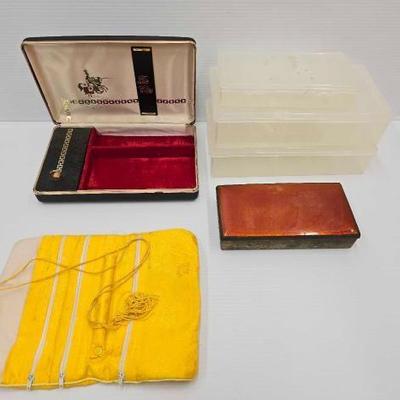 #1848 • (6) Organizers & Yellow Jewelry Roll Case
