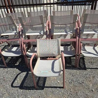 #2900 • (17) Chairs
