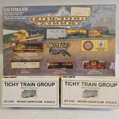#8074 • Bachmann N-Scale Thunder Valley Model Train Set and (2) Tichy Train Group N-Scale Rotary Snow Plows

