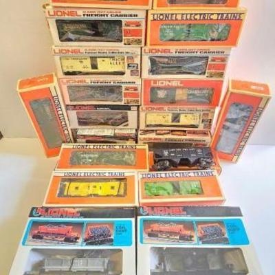 #8044 • Lionel Electric Trains Model Train Collection
