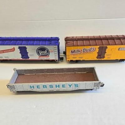 #8042 • (3) Aristo-Craft Trains Hershey's Model Train Cars
