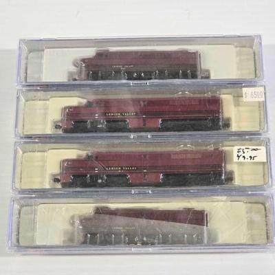 #8106 • (4) Life-Like N Scale Locomotive Model Trains
