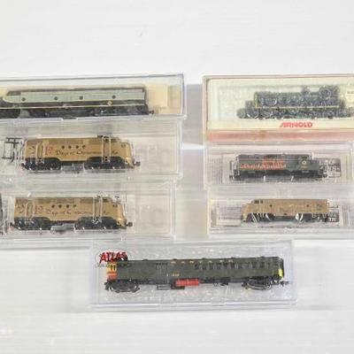 #8090 • (7) N Scale and Z Scale Locomotive Model Trains
