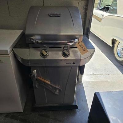 #2508 • Char-Broil Commercial Infrared Outdoor Gas Grill
