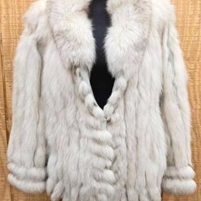 #1820 • Women's Waserman Furs Ltd Fur Coat
