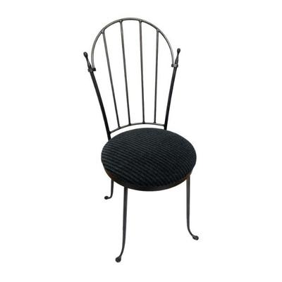 #110 • Wrought Iron Cafe/Bistro Chair
WWW.LUX.BID