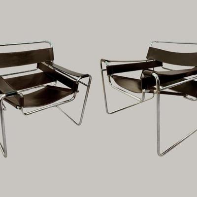 #117 • Pair Early Stendig/ Gavina Marcel Brauer Wassily B3 Arm Chairs- Brown Leather & Chrome
WWW.LUX.BID