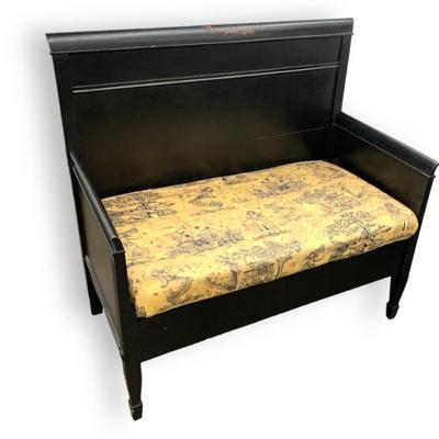 #88 • Antique Black High Back Bench with Cushion
WWW.LUX.BID