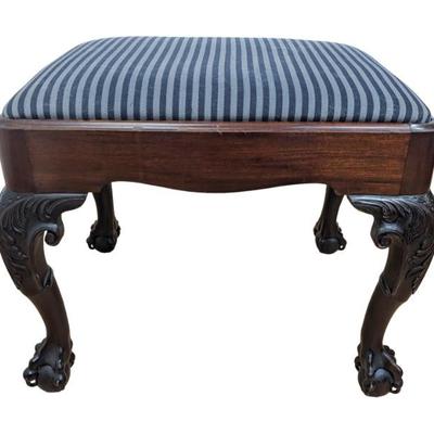 #125 • Chippendale Claw Foot Carved Mahogany Foot Stool
WWW.LUX.BID