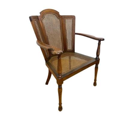 #111 • Vintage Victorian Style Wood Caned Back Arm Chair
WWW.LUX.BID