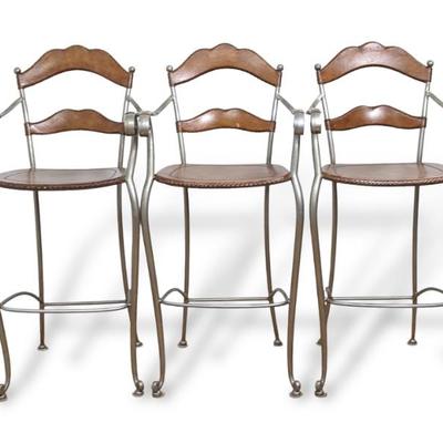#83 • Frontgate Buffalo Leather and Iron Rustic Bar Height Stools - Set of 3
WWW.LUX.BID