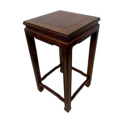 #66 • Vintage Chinese Rosewood Side Table
WWW.LUX.BID