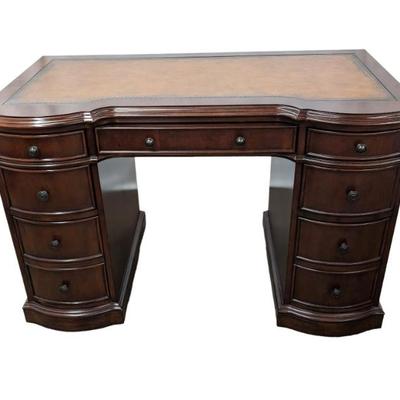 #27 • Hooker Furniture Crafted Mahogany Executive Desk with Leather Top
WWW.LUX.BID