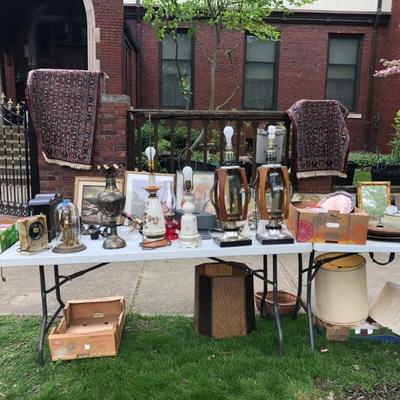 Yard sale photo in Detroit, MI